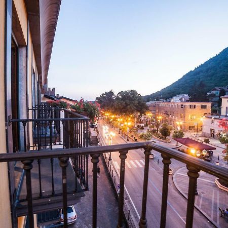 Roccamonfina Palace Hotel Bagian luar foto
