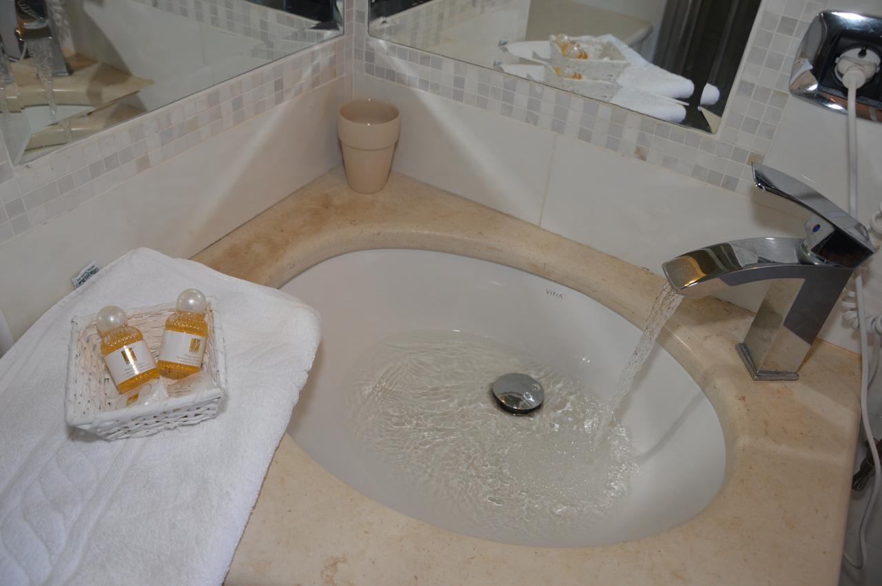 Roccamonfina Palace Hotel Bagian luar foto