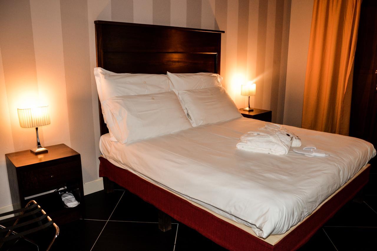 Roccamonfina Palace Hotel Bagian luar foto